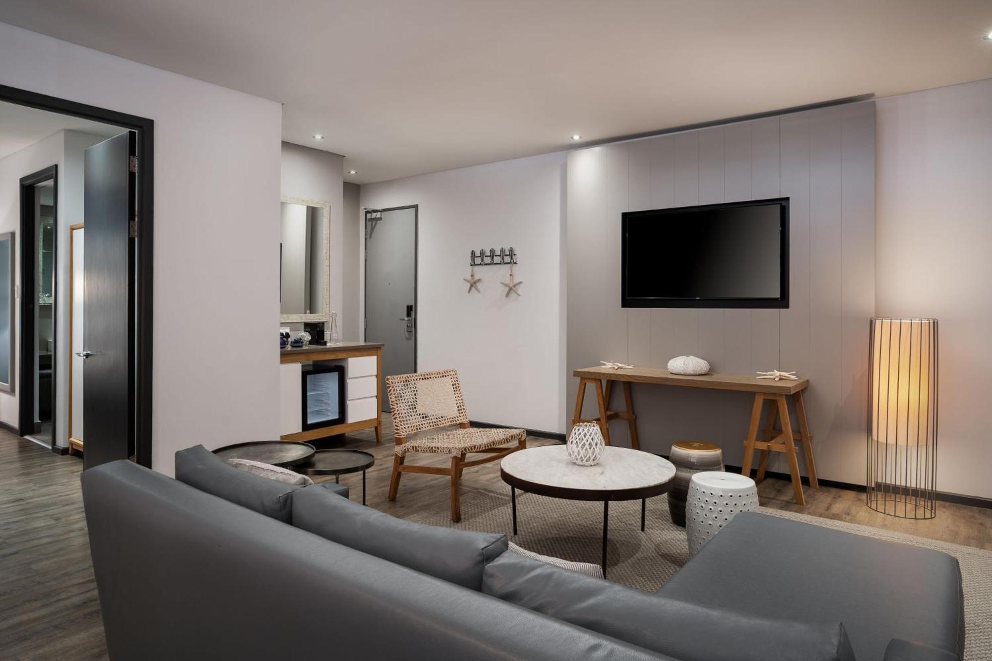 Protea Hotel By Marriott Cape Town Sea Point Экстерьер фото