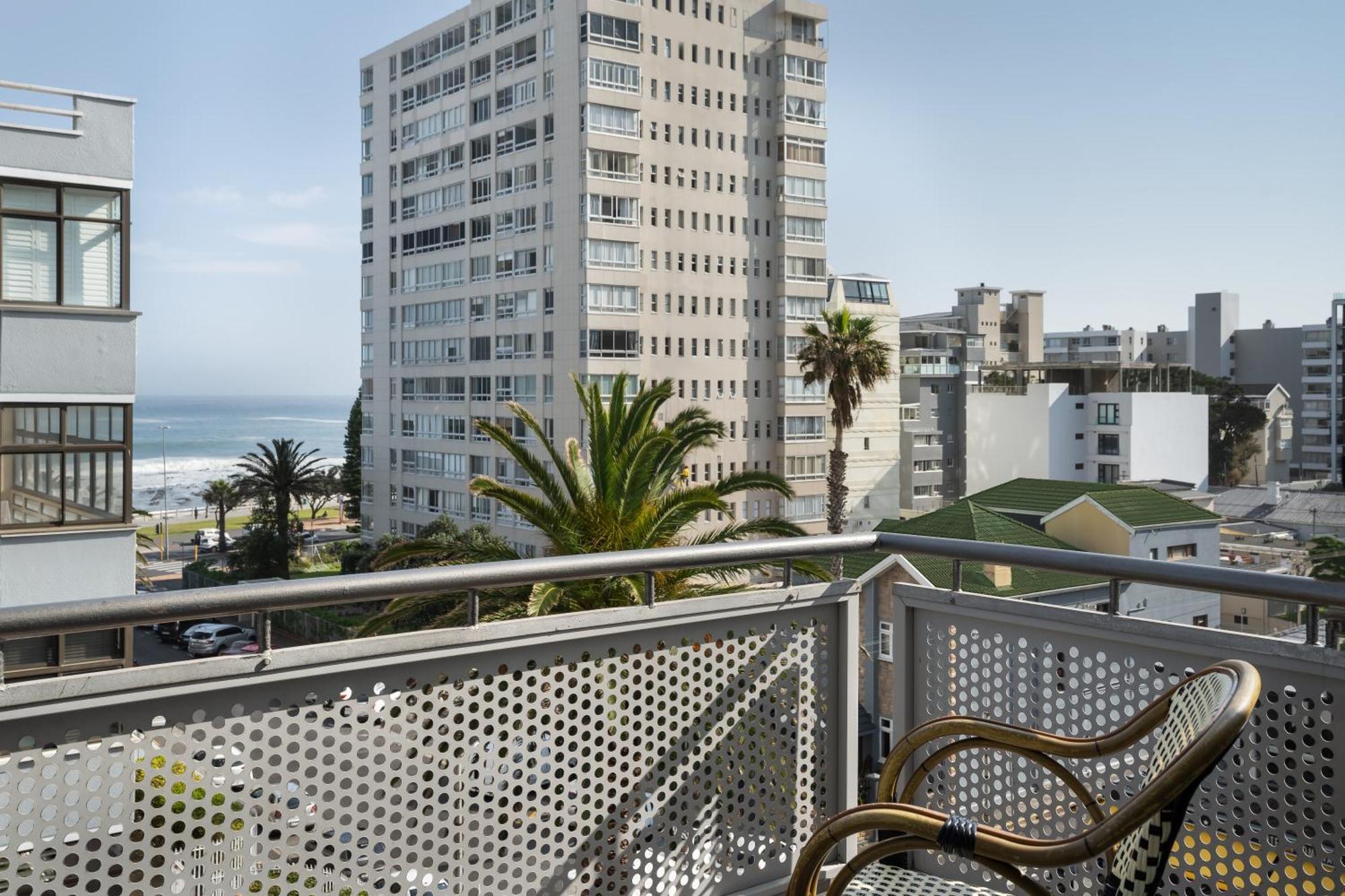 Protea Hotel By Marriott Cape Town Sea Point Экстерьер фото