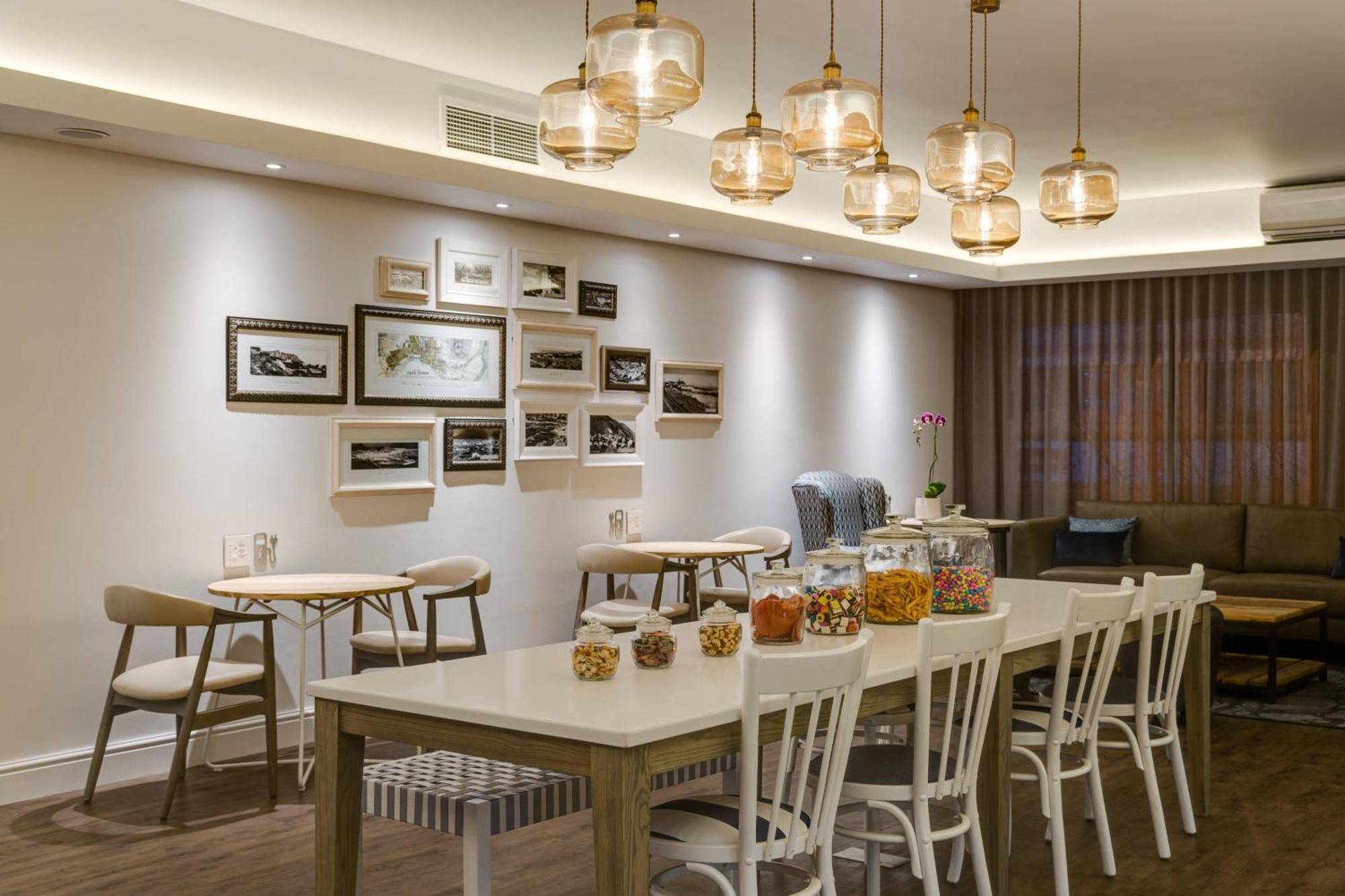 Protea Hotel By Marriott Cape Town Sea Point Экстерьер фото