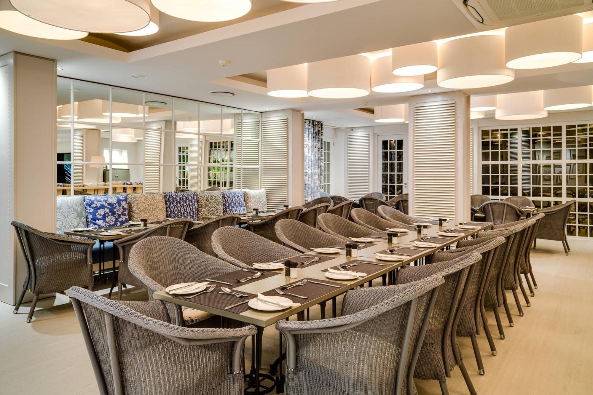 Protea Hotel By Marriott Cape Town Sea Point Экстерьер фото
